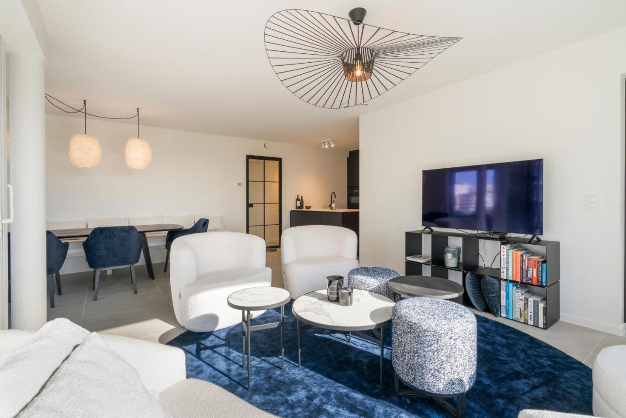 The Waves-Luxurious 3Bedroom App W Big Terrace & Garage Oostende Buitenkant foto