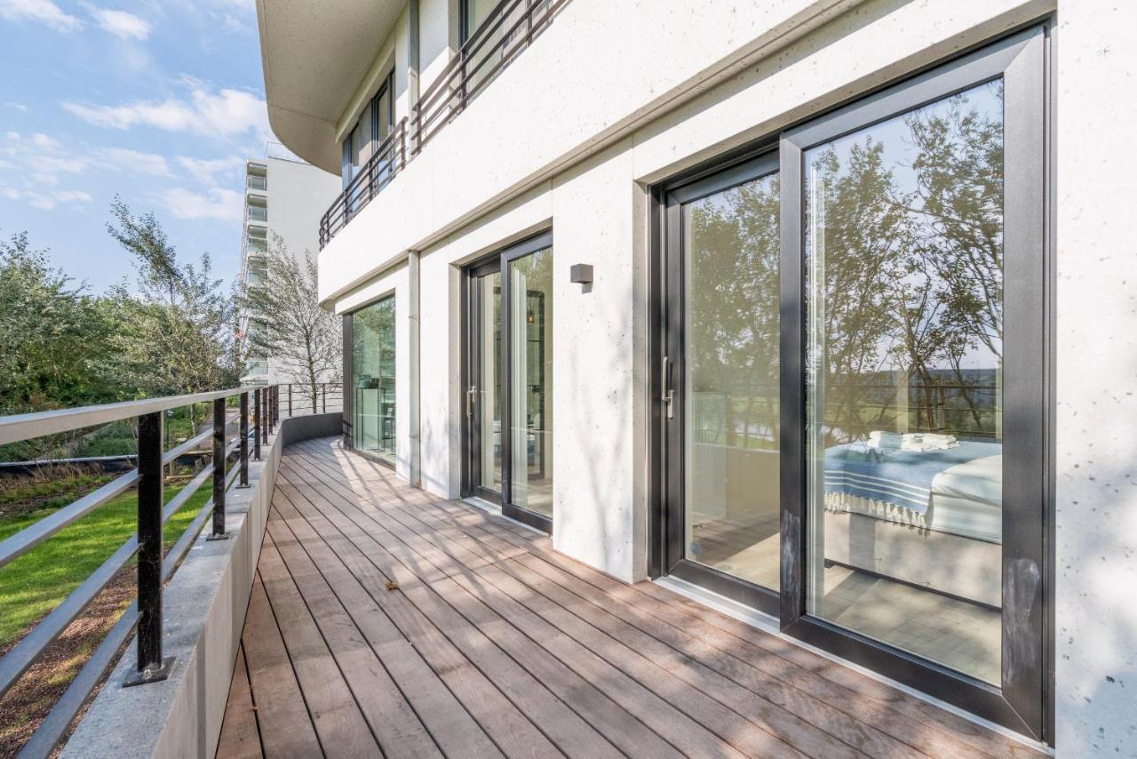 The Waves-Luxurious 3Bedroom App W Big Terrace & Garage Oostende Buitenkant foto
